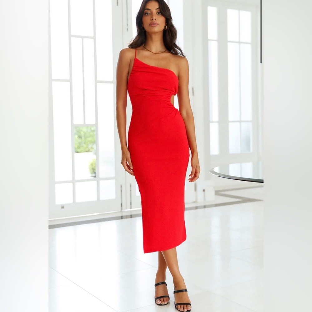 Hello Molly Smooth lines midi dress
